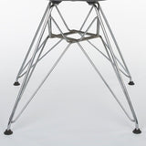 Rear view of Vitra DAR base